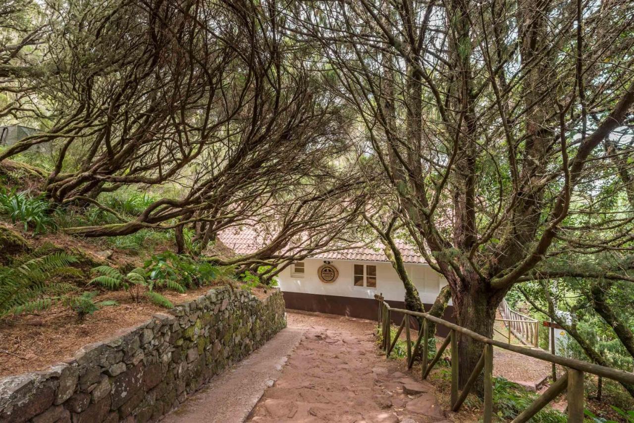 Rabacal Nature Spot Cottage Estreito Da Calheta Esterno foto